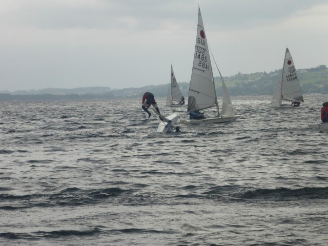 Med nevihto v vodi Med nevihto v vodi